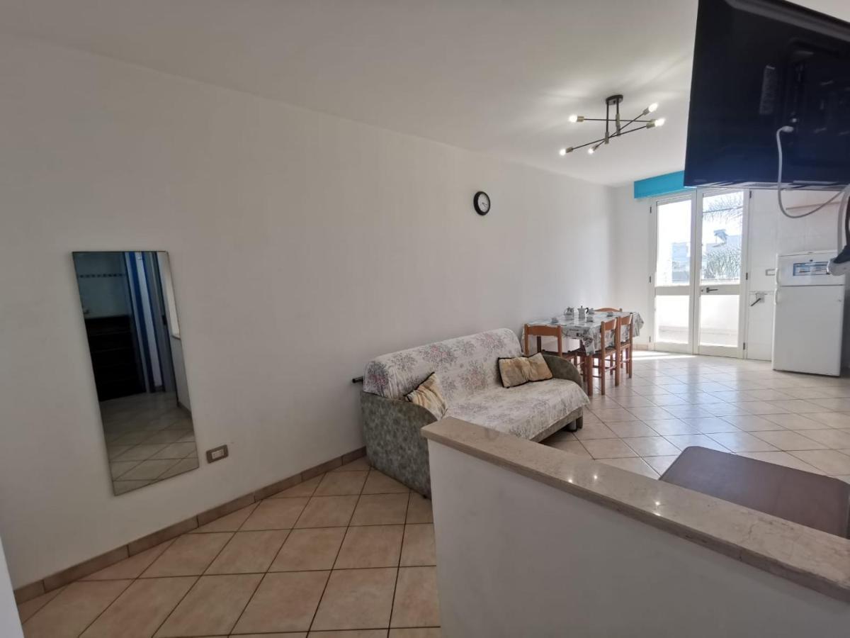 Appartamento Ghirigoro 1 Торре-Сан-Джованни-Удженто Экстерьер фото